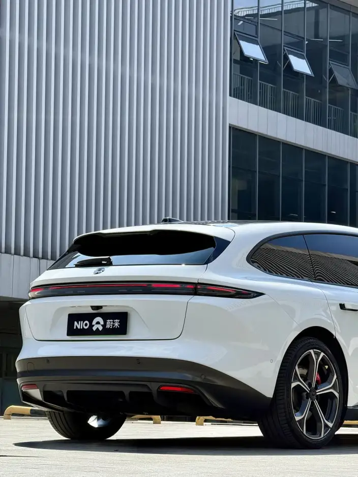 NIO ET5T 2024 Model 75kWh – фото 8