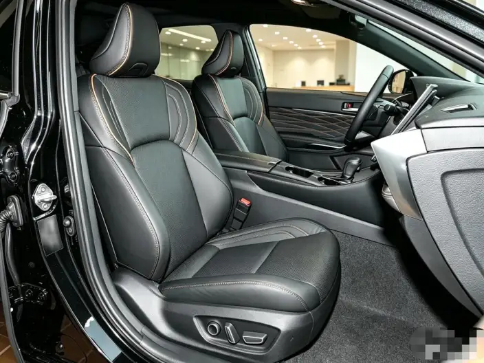 Toyota Avalon 2024 Model Intelligent Hybrid 2.0L E-CVT Premium Edition – фото 9