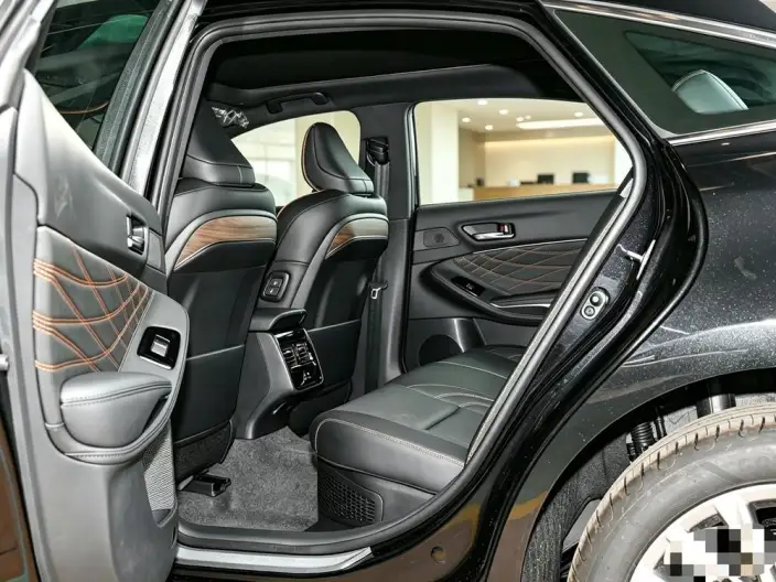 Toyota Avalon 2024 Model Intelligent Hybrid 2.0L E-CVT Premium Edition – фото 10