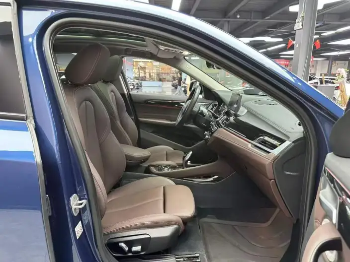 BMW X2 2021 Model sDrive25i Leading Model M Sports Set – фото 9