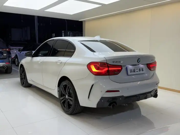 BMW 1 Series 2021 Model Facelift 125i M Sports Night Edition – фото 4