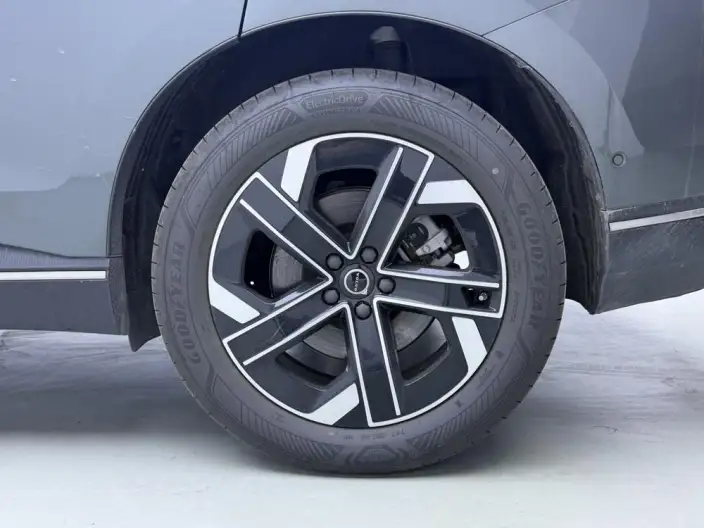 Volvo XC70 2026 Model 2WD Long Battery Life Pro Core – фото 9