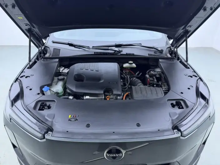 Volvo XC70 2026 Model 2WD Long Battery Life Pro Core – фото 10