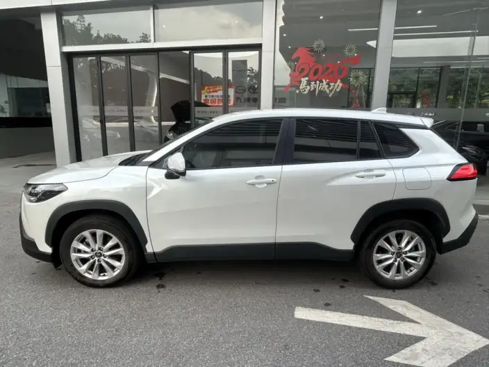 Toyota Corolla Cross 2024 Model 2.0L CVT Pioneer Edition – фото 4