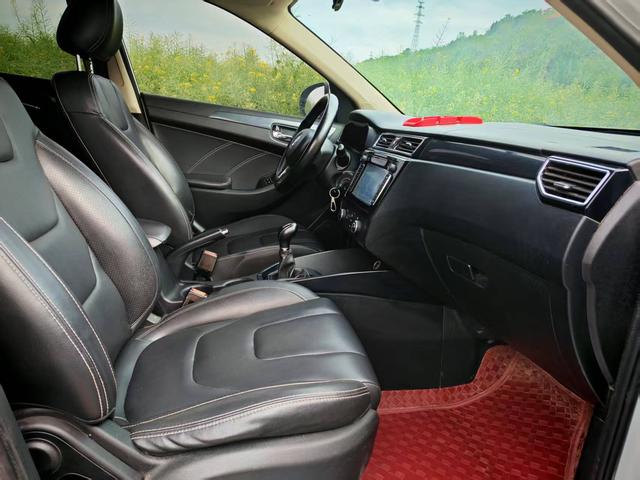 Dong f eng Fengguang 580 2017 модификация 1.8L Manual Com f ort