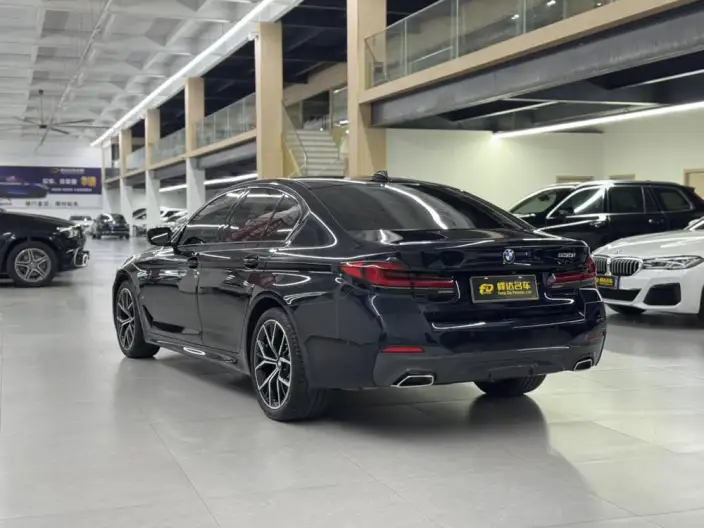BMW 5 Series Imported 2022 Model Facelift 530i M Sports Set – фото 4