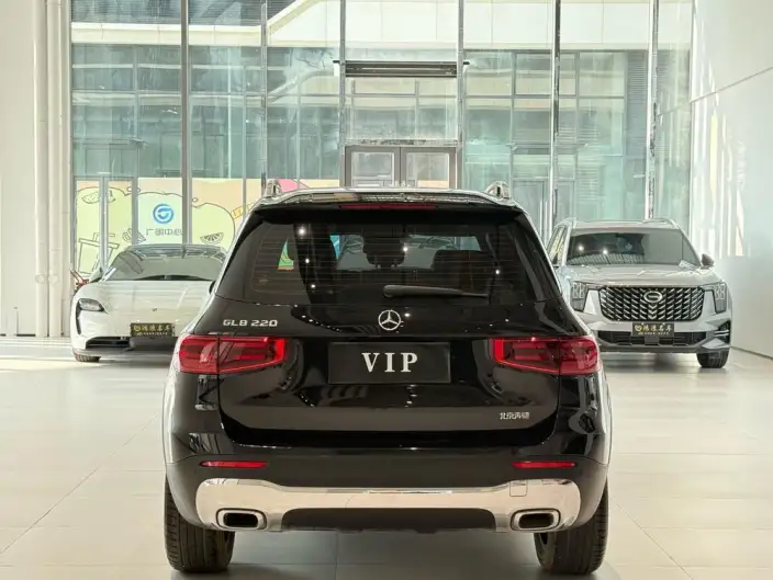 Mercedes-Benz GLB 2024 Model Facelift GLB 220 Fashion Model – фото 6