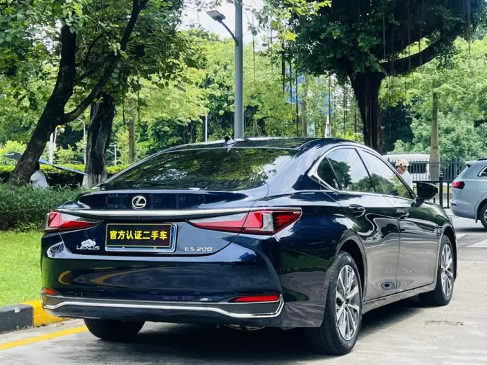 Lexus ES 2022 Model 200 Superior Edition – фото 6