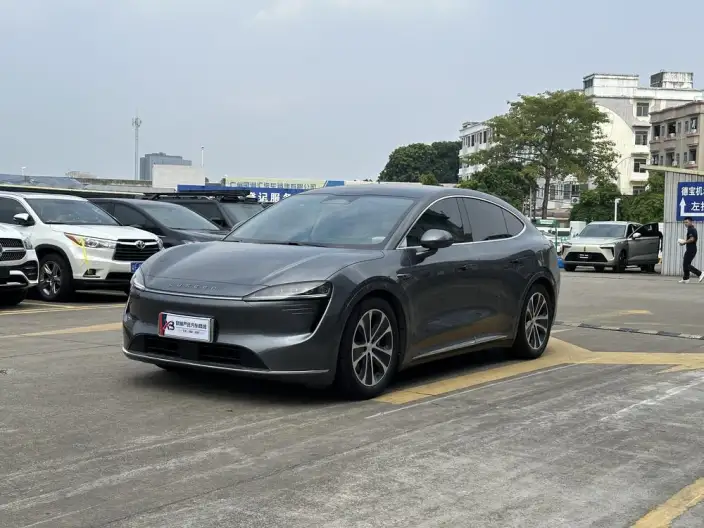 Luxeed R7 2024 Model EV 82kWh Pro Rear Drive Edition