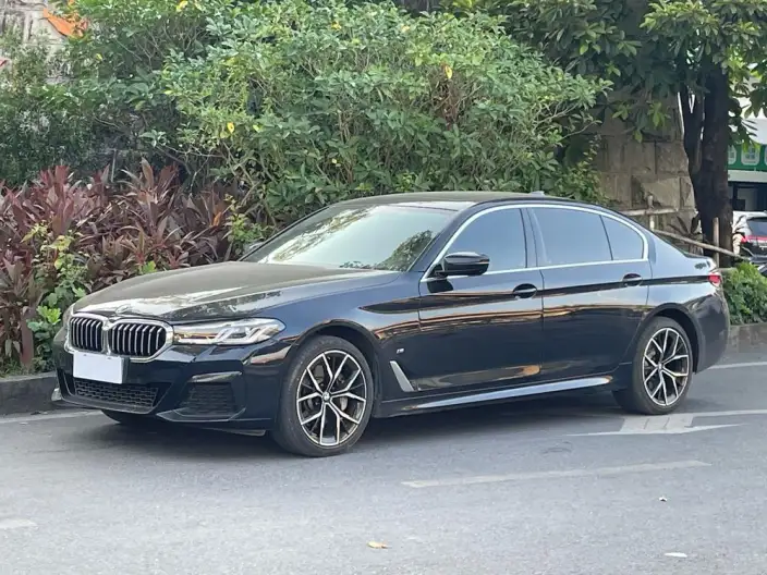 BMW 5 Series 2022 Model Facelift II 530Li Exclusive Model M Sports Set – фото 1