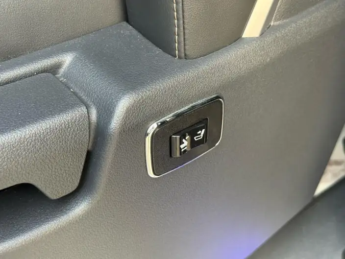 Toyota Sienna 2024 Model Hybrid 2.5L Platinum edition – фото 10