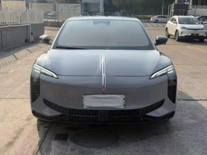 HONGQI EH7 2024 Model 760 Pro+ 4WD Edition – фото 2