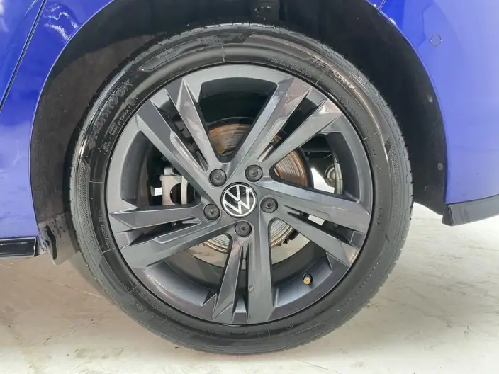 Volkswagen Golf 2021 Model 280TSI DSG R-Line – фото 9