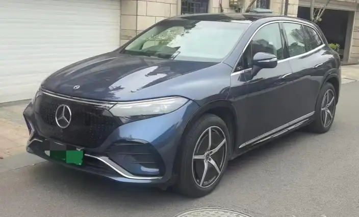 Mercedes-Benz EQS SUV 2023 Model EQS 450 4MATIC Pioneer Edition – фото 1