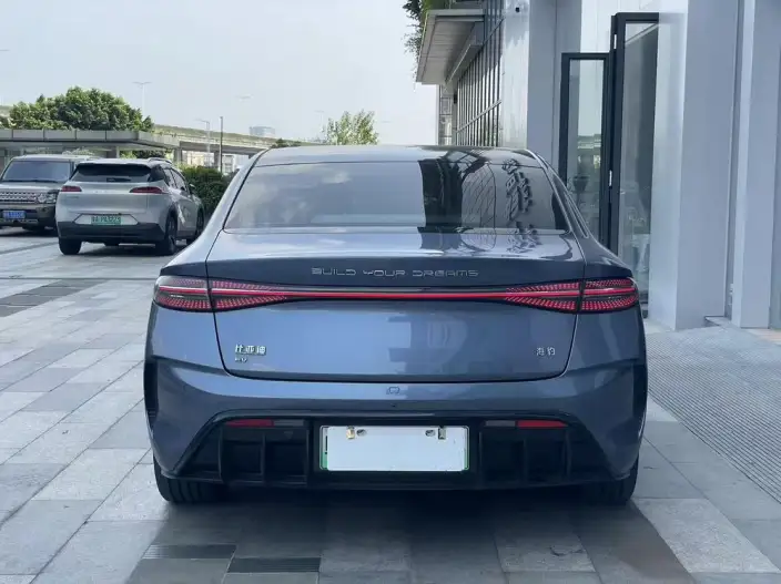 BYD Seal 2022 Model 550KM Standard Battery Life Rear Drive Edition Noble Model – фото 6