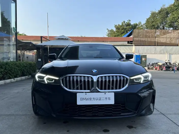 BMW 3 Series 2023 Model 320i M Sports Set – фото 2