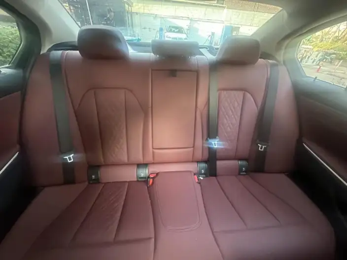 BMW 3 Series 2023 Model 320i M Sports Set – фото 9