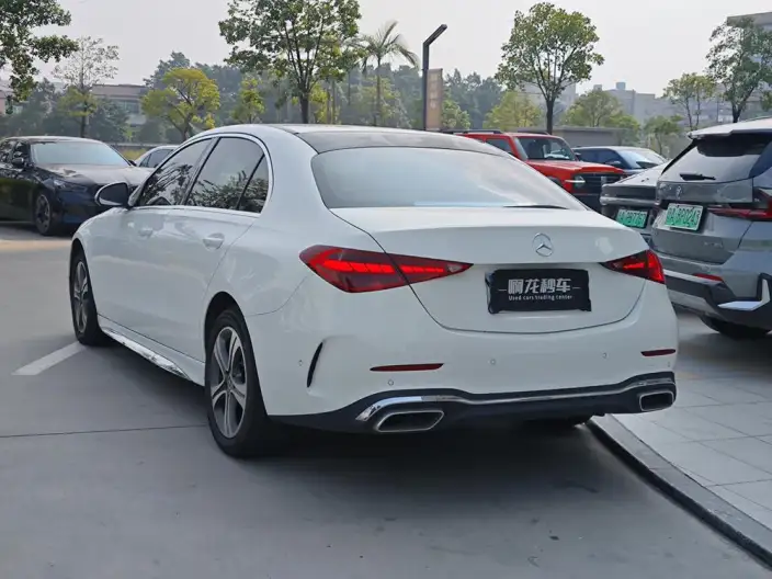 Mercedes-Benz C-Class 2022 Model C 200 L Sports Edition – фото 4
