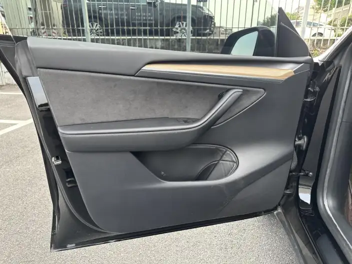 Model Y 2022 Model Rear-wheel drive version – фото 8