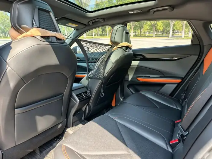 Changan UNI-V 2022 Model 1.5T Smart Pilot Model – фото 9