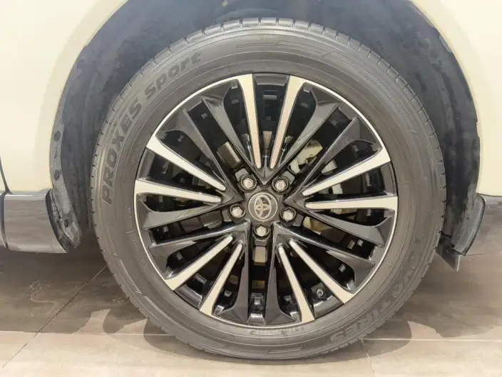 Venza 2023 Model Hybrid 2.5L CVT 2WD Premium Edition – фото 8