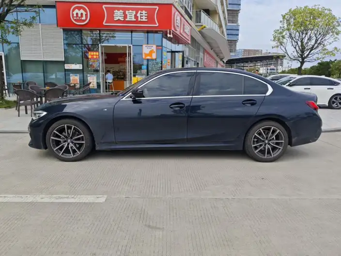 BMW 3 Series 2022 Model 320Li M Sports Set – фото 3