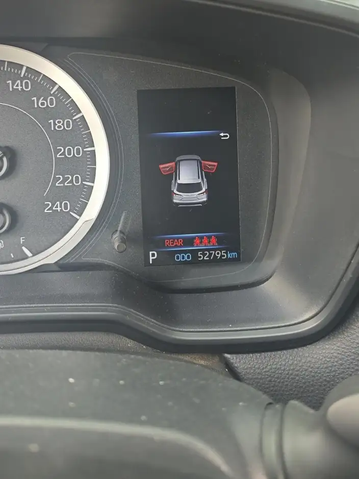 Toyota Corolla Cross 2022 Model 2.0L Elite Edition – фото 6