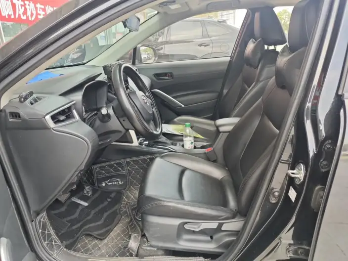 Toyota Corolla Cross 2022 Model 2.0L Elite Edition – фото 8
