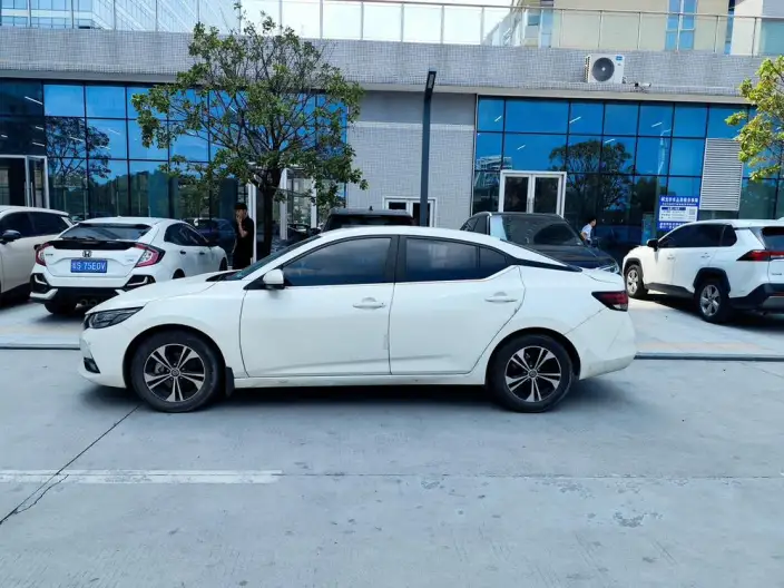 Nissan Sylphy 2022 Model 1.6L XL CVT Yuexiang Edition