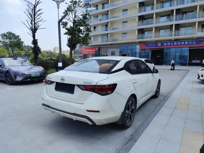 Nissan Sylphy 2022 Model 1.6L XL CVT Yuexiang Edition – фото 5