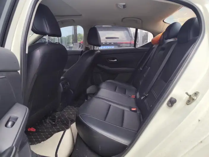 Nissan Sylphy 2022 Model 1.6L XL CVT Yuexiang Edition – фото 9