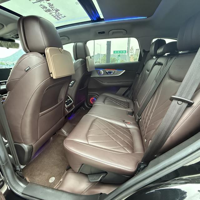 Chery Tiggo 8 PRO 2024 Champion 390T 2WD Pinnacle 5-Seat – фото 9