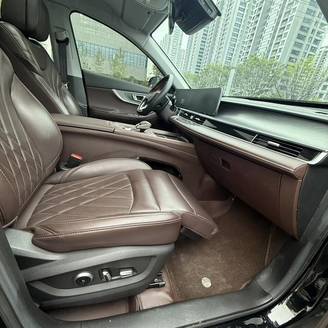 Chery Tiggo 8 PRO 2024 Champion 390T 2WD Pinnacle 5-Seat – фото 13