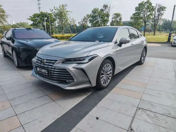 Toyota Avalon 2024 Model 2.0L CVT Deluxe Edition – фото 1
