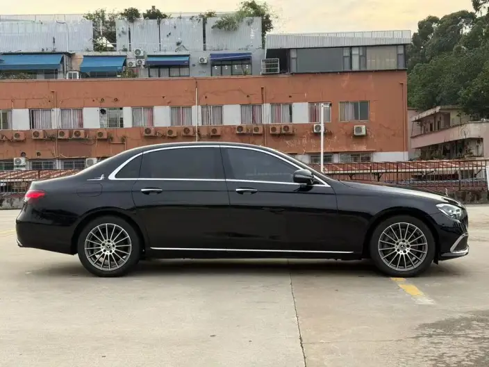 Mercedes-Benz E-Class 2021 Model Facelift E 260 L sedan – фото 5