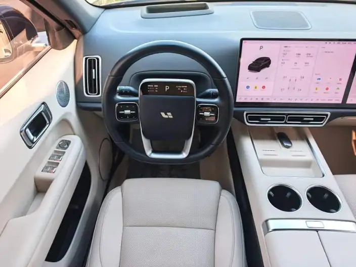 Li Auto L6 2024 Model Pro Edition – фото 6