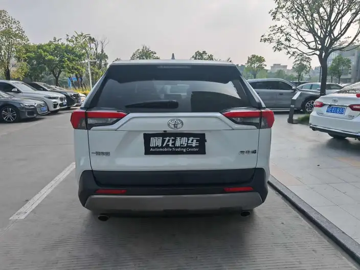 Toyota RAV4 2022 Model 2.0L CVT 2WD Fashion edition – фото 4