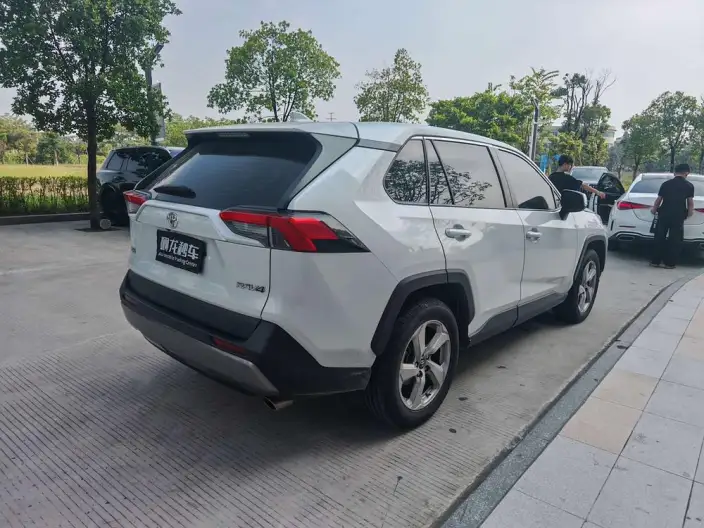 Toyota RAV4 2022 Model 2.0L CVT 2WD Fashion edition – фото 5
