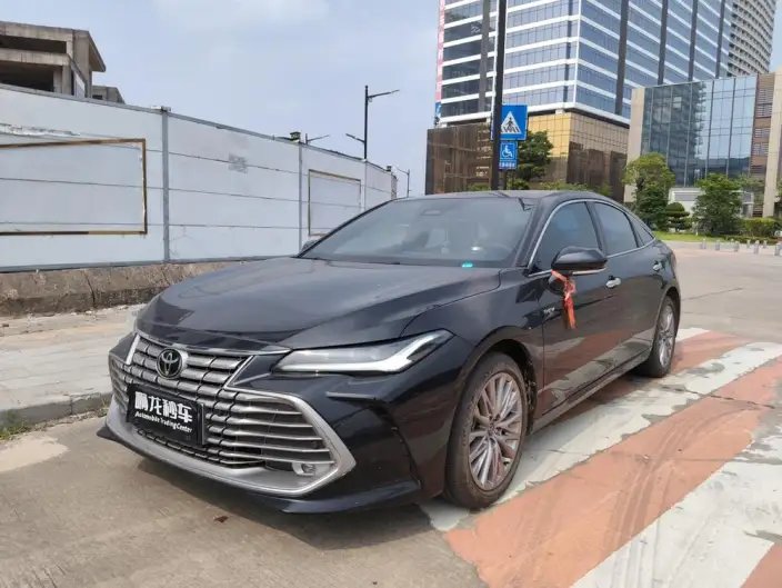 Toyota Avalon 2024 Model Intelligent Hybrid 2.0L E-CVT Deluxe Edition – фото 1