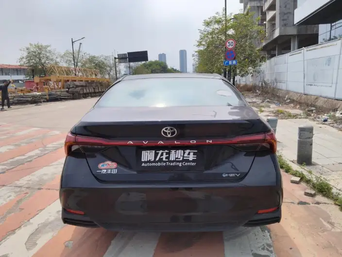 Toyota Avalon 2024 Model Intelligent Hybrid 2.0L E-CVT Deluxe Edition – фото 4