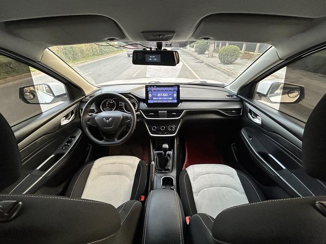 Wuling Hongguang S3 2019 1.5L Manual Standard China VI – фото 5