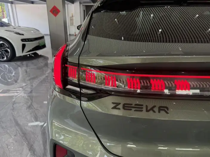 ZEEKR 001 2024 Model WE Edition 95kWh 4WD – фото 9