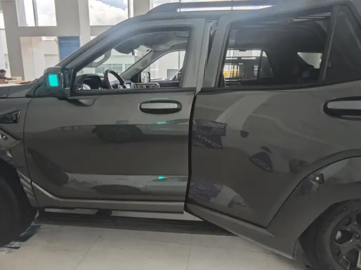 Tank 400 Hi4-T 2026 Model 2.0T Smart Edition – фото 9
