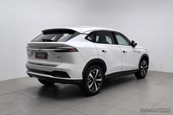 Roewe D5X DMH 2024 Model 135 Technology Edition – фото 4