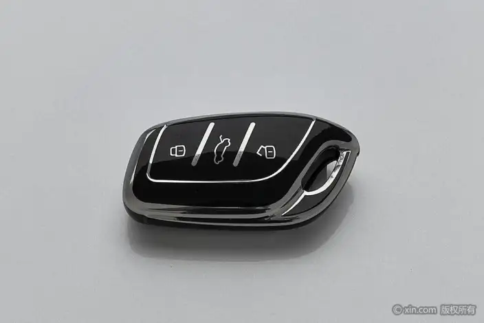 Roewe D5X DMH 2024 Model 135 Technology Edition – фото 6