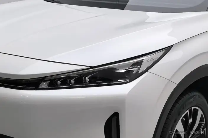 Roewe D5X DMH 2024 Model 135 Technology Edition – фото 8