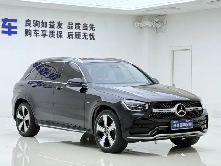 Mercedes-Benz GLC 2022 Model Facelift GLC 300 L 4MATIC Dynamic Model Collector Edition – фото 3