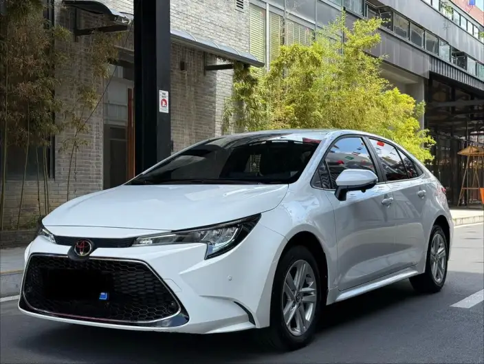 Toyota Levin 2022 Model 185T CVT Deluxe Edition – фото 1