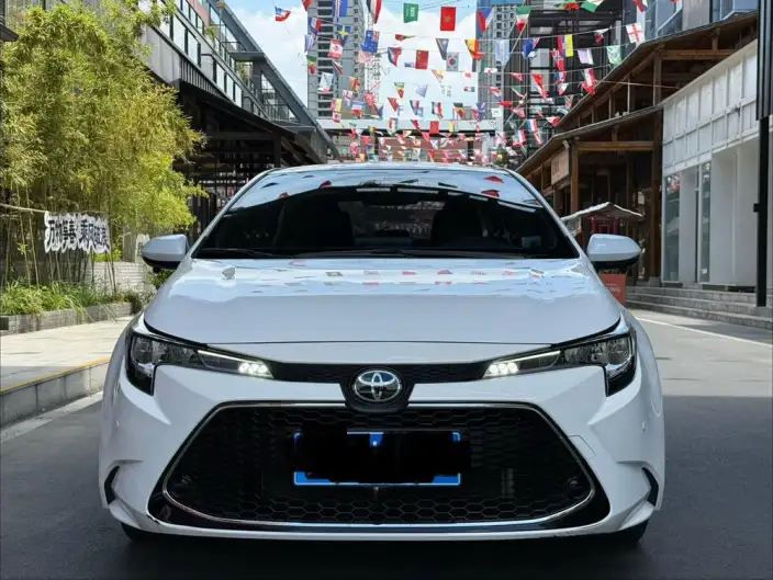 Toyota Levin 2022 Model 185T CVT Deluxe Edition – фото 2