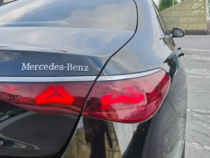 Mercedes-Benz E-Class 2024 Model Facelift E 300 L Fashion Model sedan – фото 9